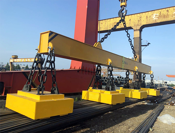 MULTIFUNCTIONAL CRANE FOR ELECTROLYTIC ALUMINUM — Sanomac Overhead Bridge Cranes